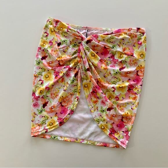 VDM The Label Kylie Pink & Yellow Floral Print Swimsuit Cover Up Skirt XS - Picture 6 of 6